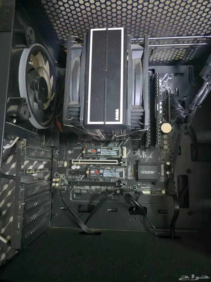 كمبيوتر الألعاب 4070 سوبر 8