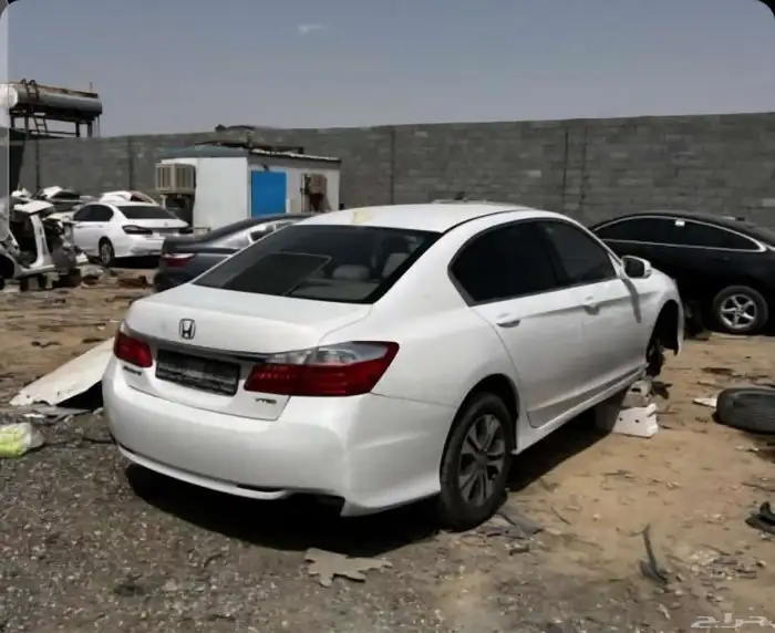 هوندا اكورد موديل 2015 3