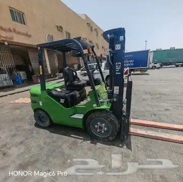 رافعات شوكيه ومقصيه ويدويه كرنات 9