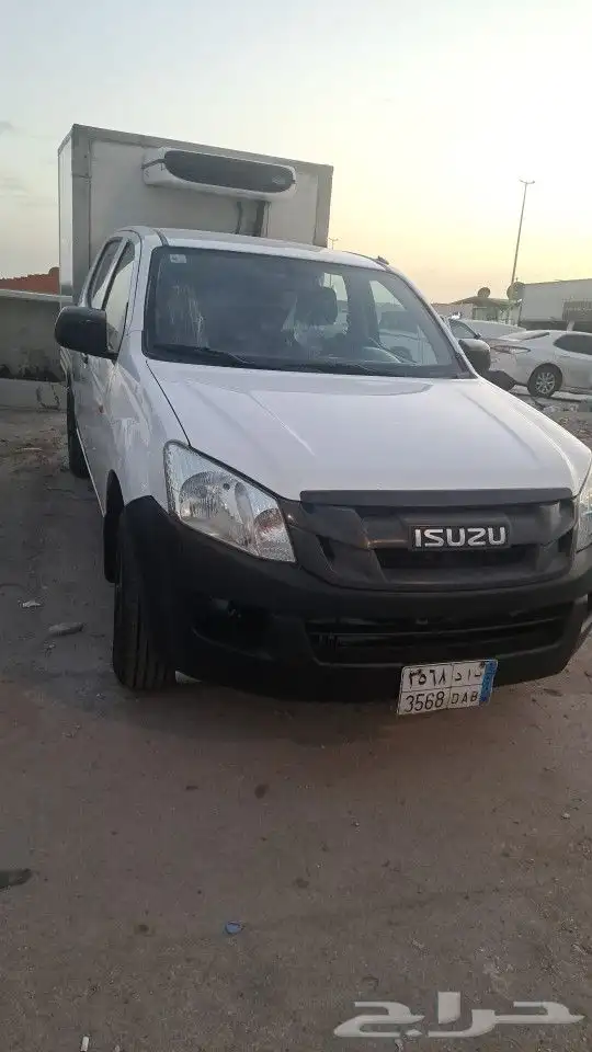 ثلاجة وانيت ايسوزو ثلاجة هايس إيجار 2