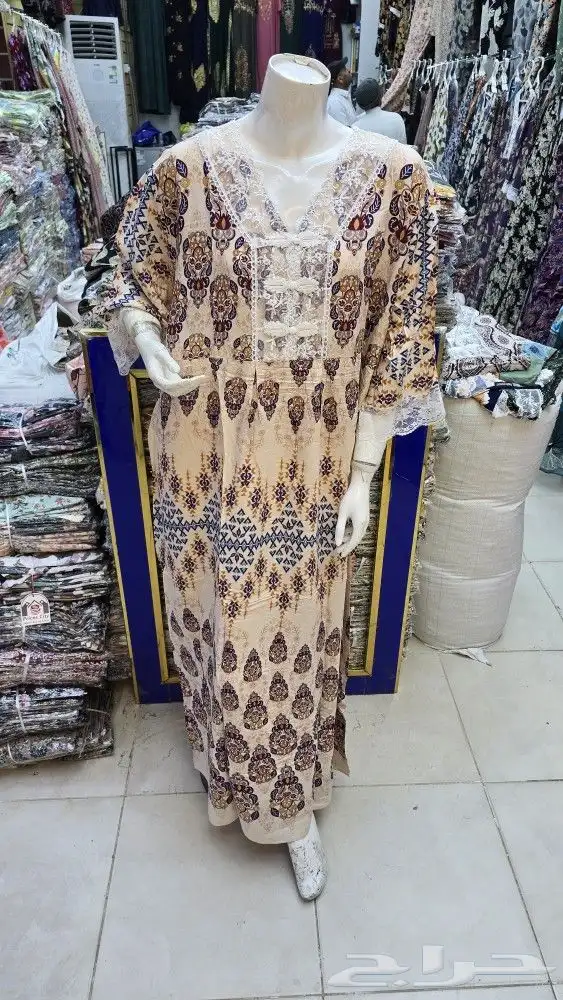 عطورات وروبات ومخاور جمله 9
