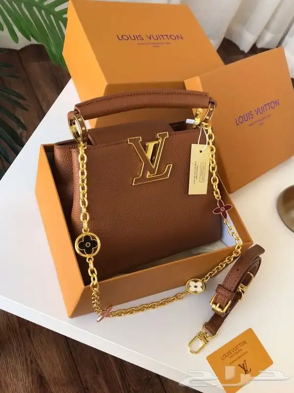شنط نسائي ماركه كوبي درجه اولى 0