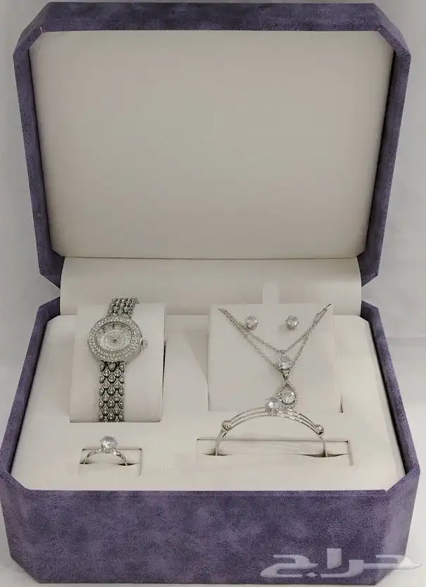 اطقم ساعات نسائي جديد 40