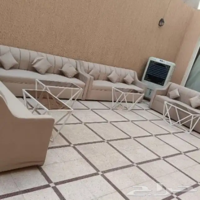 تاجير قهوجين وصبابين رجال ونساء كنب زل طاولات مضلات مكيفات 3