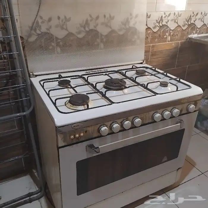 بوتاجاز جليم إيطالي 5 شعله فرن وشوايه مع أسطوانة والمنظم 0