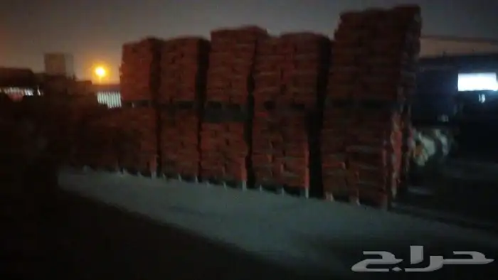مبسط رمل وبلك وسمنت وبلاط وغراا وجميع مواد البناء اسمنت بجمي 3