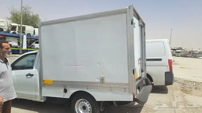 ثلاجة وانيت ايسوزو ثلاجة هايس إيجار 1