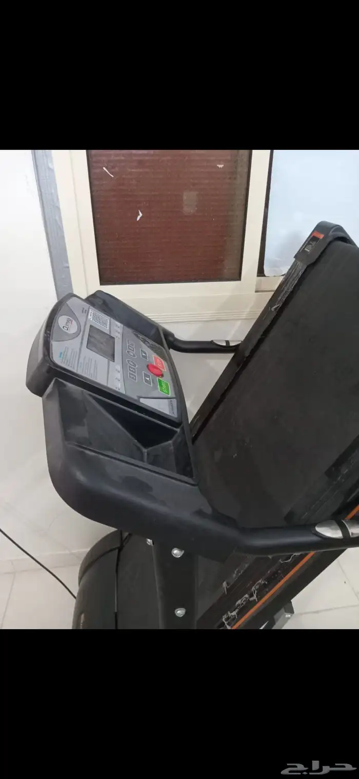 سير رياضي . 0