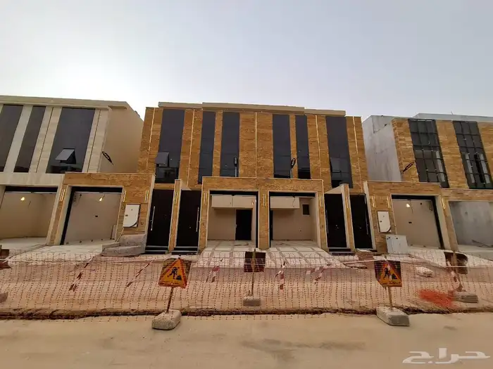 ادوار وفلل وشقق للبيع 0