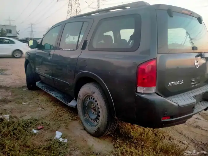 سياره نيسان ارمادا موديل 2010 4