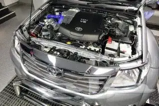 مكينه لاندكروزر جكسار هايلوكس سكويا كامري لنترا أزيرا سنتافي 0