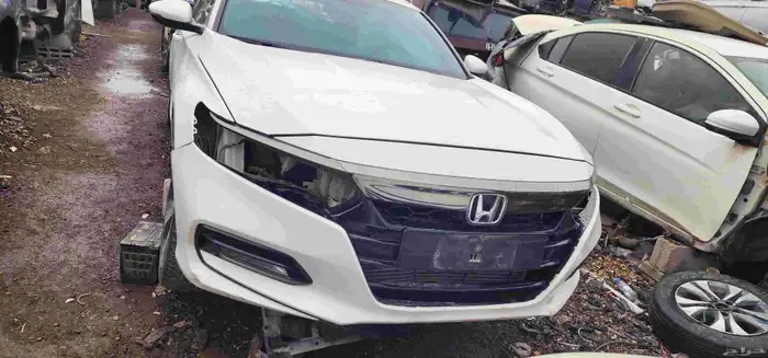 هوندا اكورد موديل 2020 تشليح فقط 2