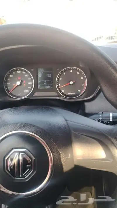 ام جي للبيع مستعمله شبه جديد انجليزيه 33
