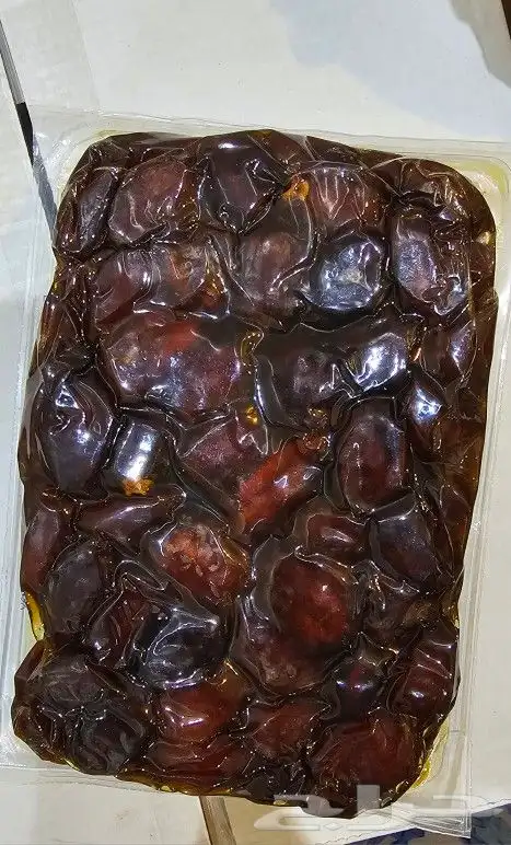 4 كراتين تمر للبيع 0