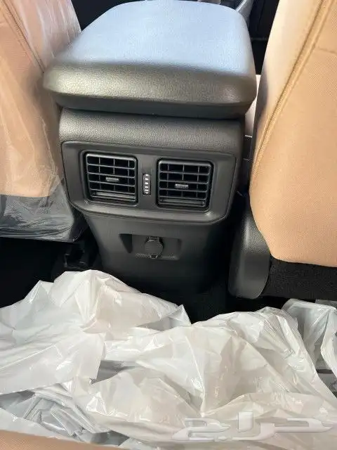 تويوتا راف فور بنزين 2025 8