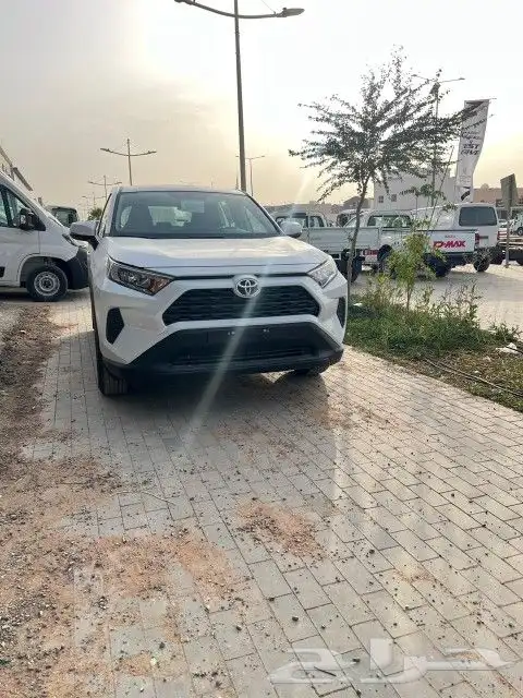 تويوتا راف فور بنزين 2025 0