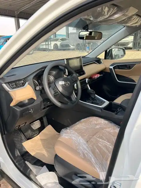 تويوتا راف فور بنزين 2025 4