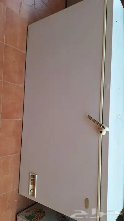 ثلاجات للبيع 0