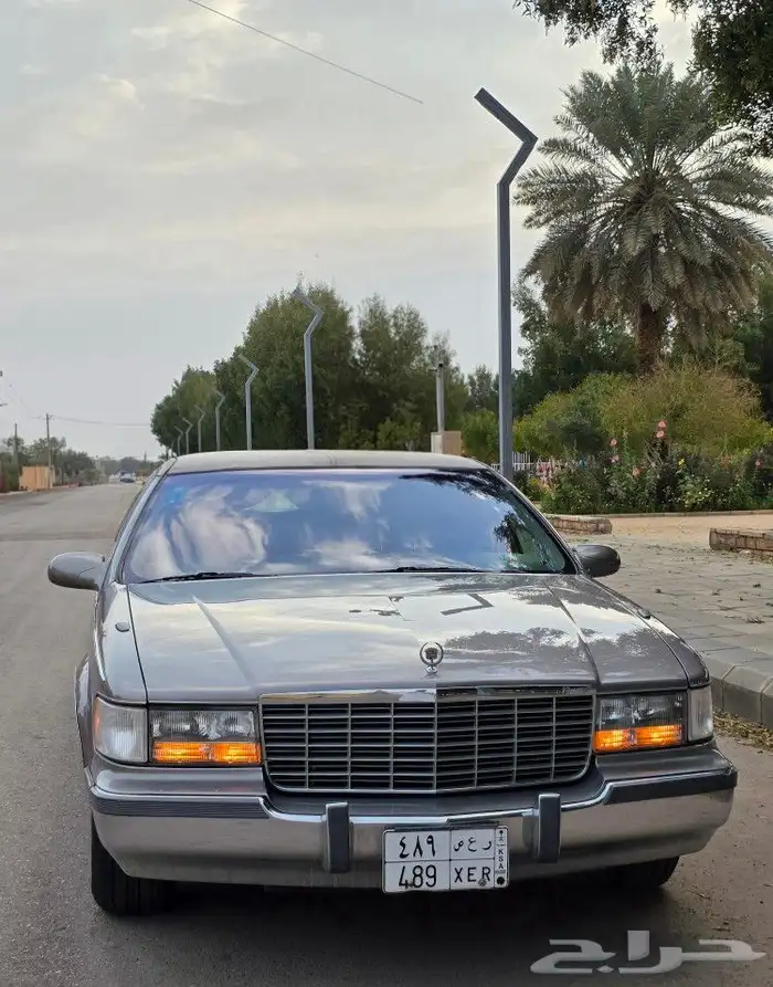 كاديلاك 1995 مخزن 9