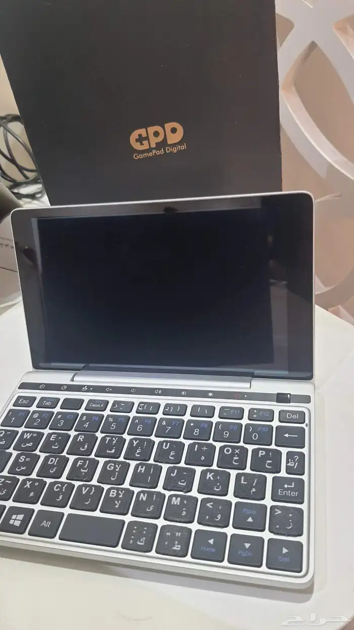 لابتوب صغير جدا بحجم الكف 0