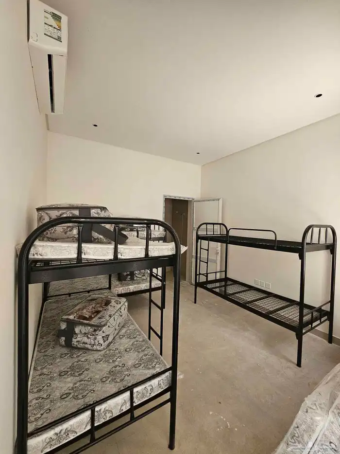 سريرعمال دورين ودور واحد مراتب مخدات بطانيات مفارش سرير 2