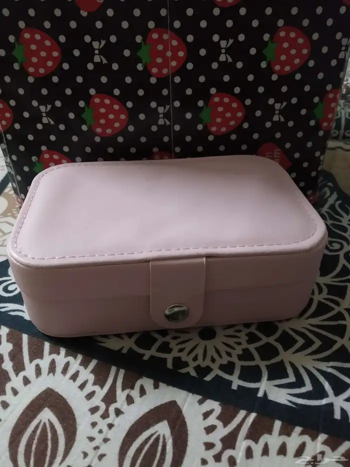 صندوق مجوهرات للحقيبة 1