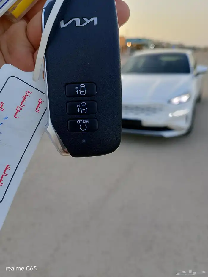 كيا2022K8بنزين فل كامل ممشي 105000 21
