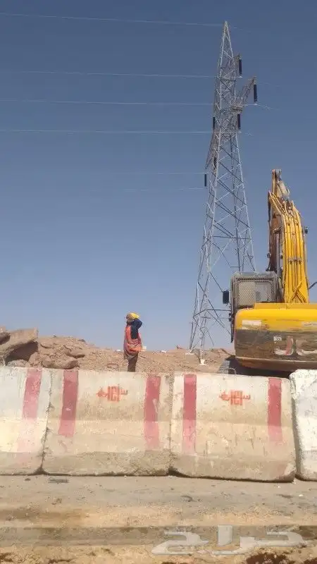 بوكلين حفر اراضي خزانت 0