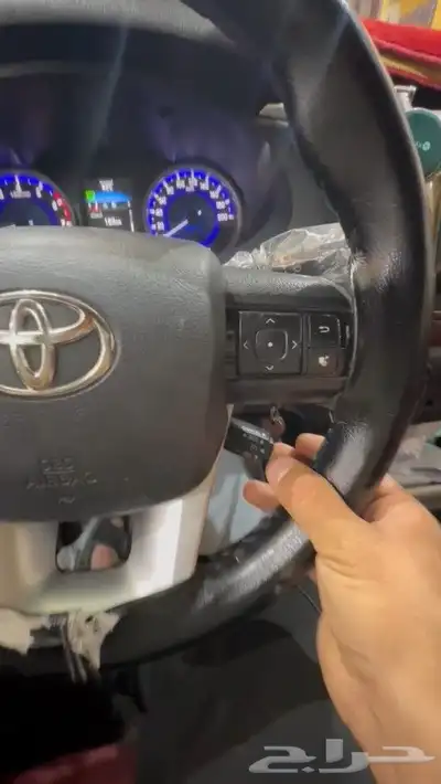 مثبت سرعه وكاله على هايلكس قير عادي 2016 TOYOTA 1