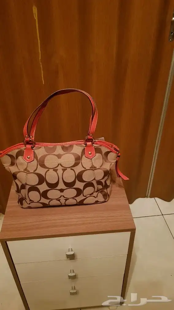 شنطه ماركه Coach الأمريكيه 9