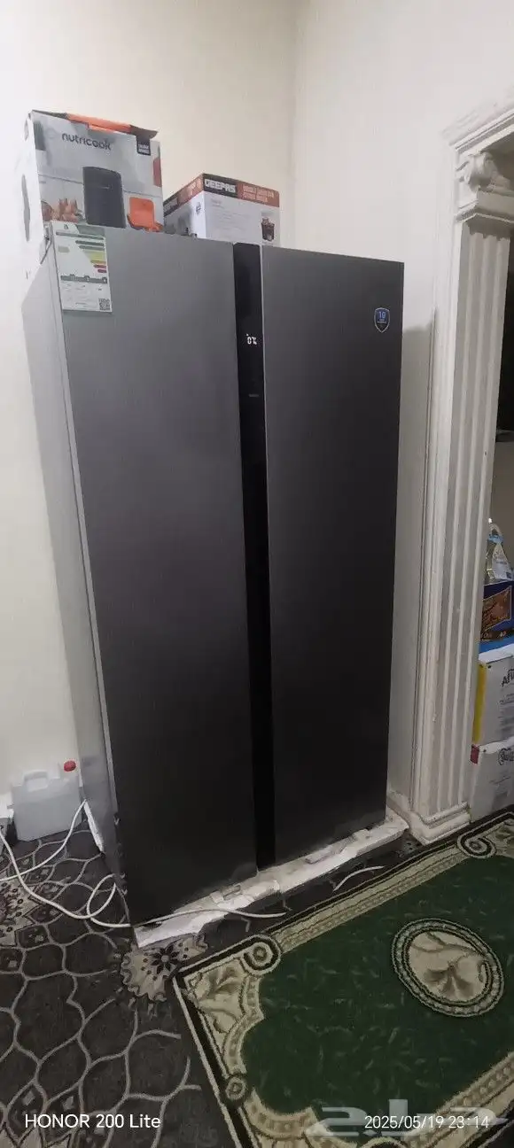 The fridge is brand new  only used for a year  it has all th 0
