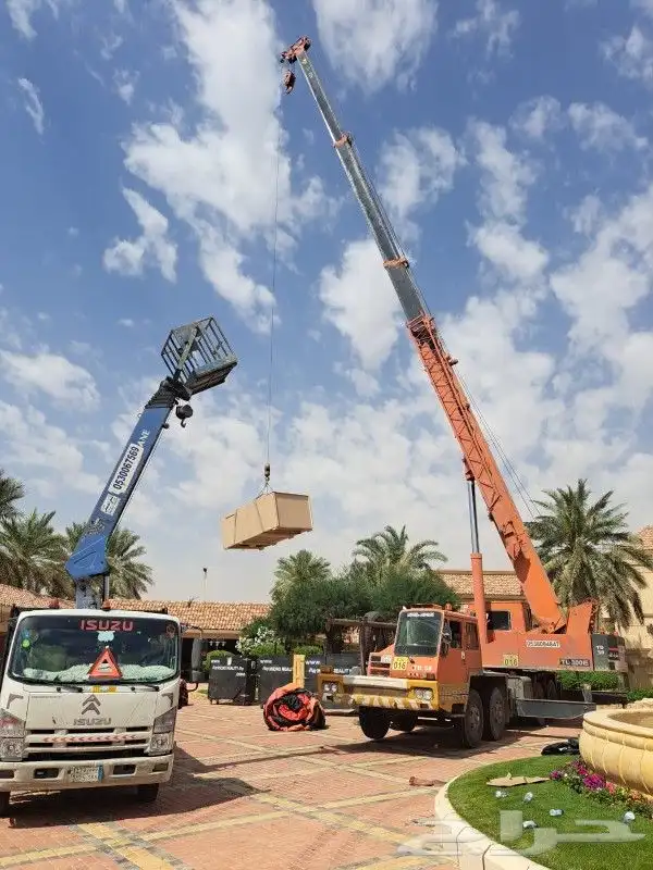 كرينات سطحات للايجار اليومي والشهري والمشاوير 1