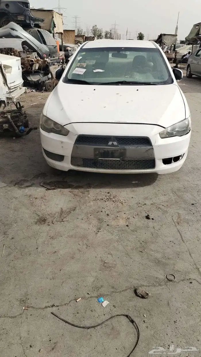 يوجد لدينا قطع غيار السيارات تشليح 1