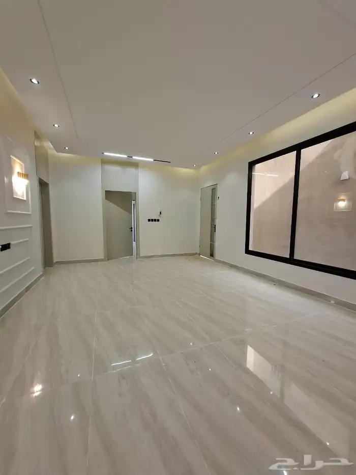 دوار علوي مع شقه اسعار 780قابل للتفاوض يتكون من مجلس دو 5