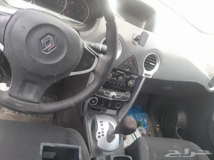 متوفر جميع قطع غيار رينو كوليوس موديل 2016 تشليح فقط وملحقات 5