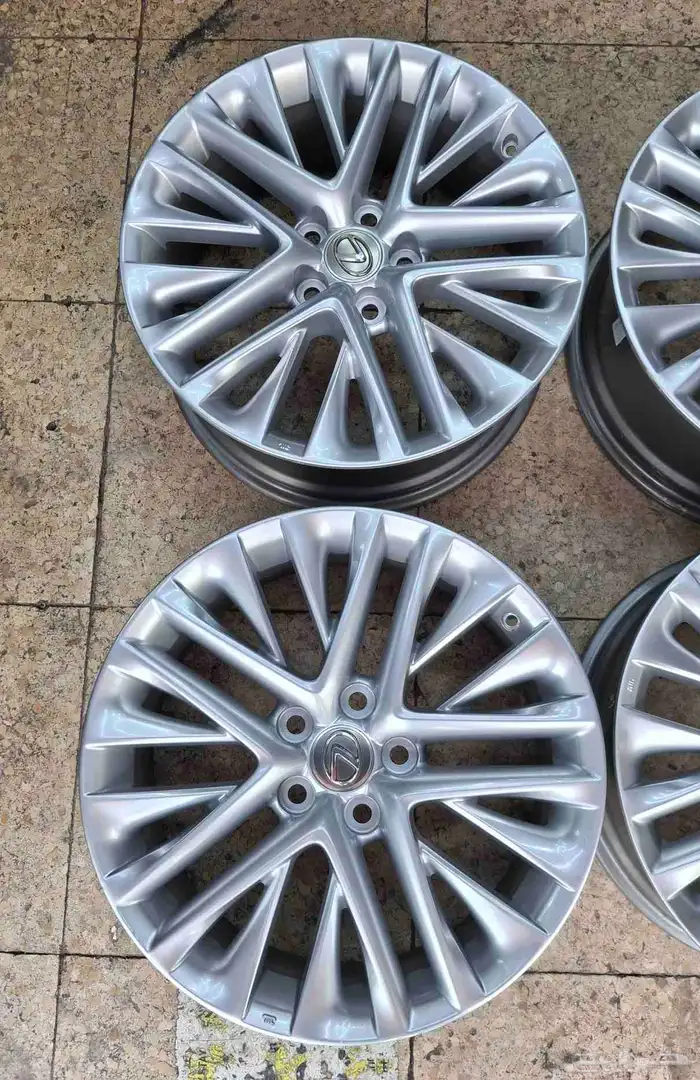 جنوط لكزس Es 350 مقاس 18 موديل 2017_2018 اصليه وكاله 4