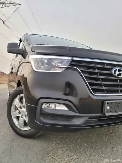 هيونداي ستاريكس 2020 لون اسود 11 راكب 29