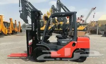 فوركلفت للإيجار بجميع انواعها 19