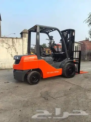فوركلفت للإيجار بجميع انواعها 3
