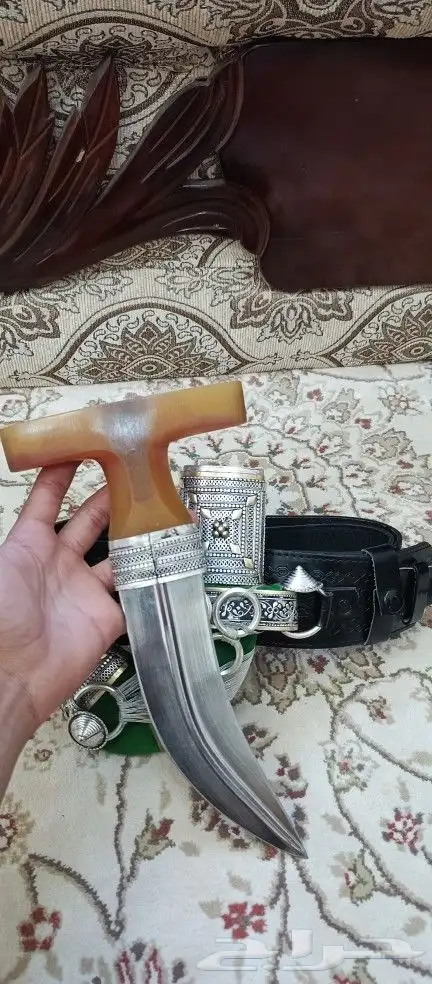السلام عليكم ورحمه الله وبركاته جنبيه حك زراف. 8 مطرح 2
