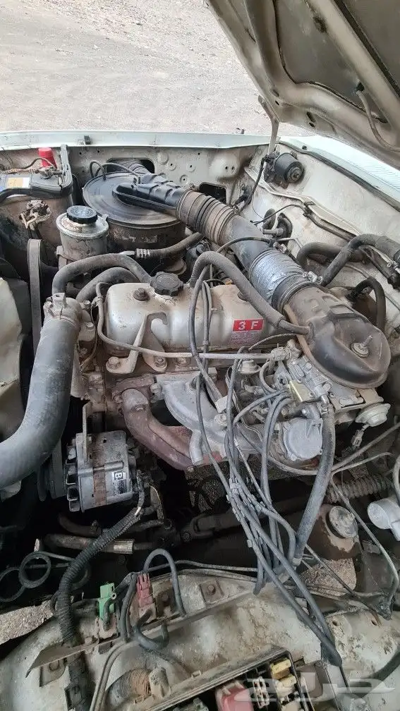 صالون 91 نظيف مكينه وجربكس على الشرط مكيف شغال وتنجيده جديدة 5