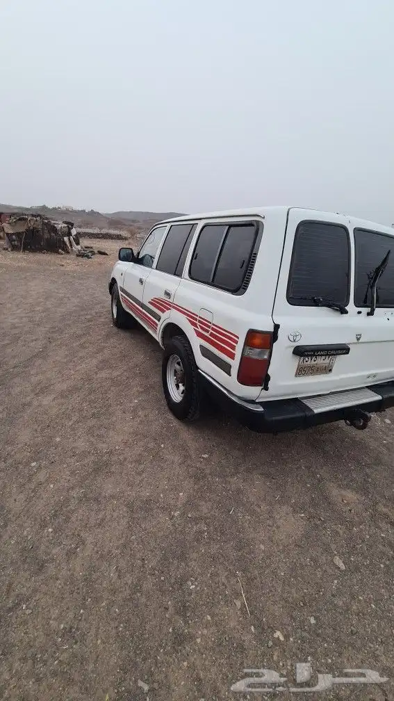 صالون 91 نظيف مكينه وجربكس على الشرط مكيف شغال وتنجيده جديدة 3