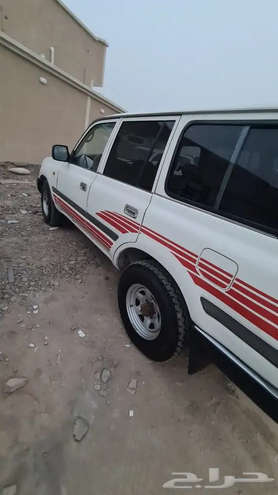 صالون 91 نظيف مكينه وجربكس على الشرط مكيف شغال وتنجيده جديدة 0