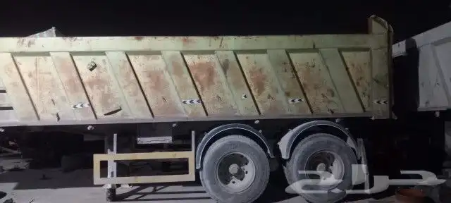 صناديق قلاب محورين وثلاث محاور بحالة جيدة 8