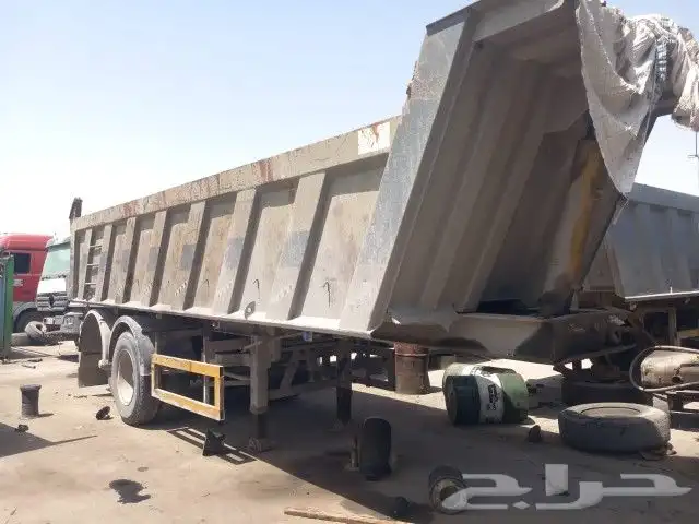 صناديق قلاب محورين وثلاث محاور بحالة جيدة 3