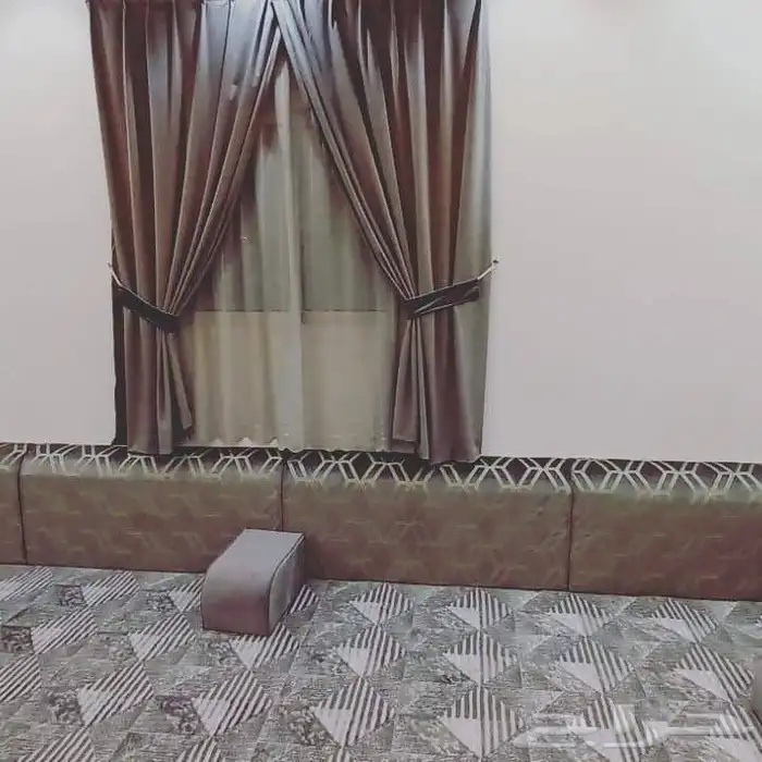 كنب ومفروشات للإستفسار   وتساب 26