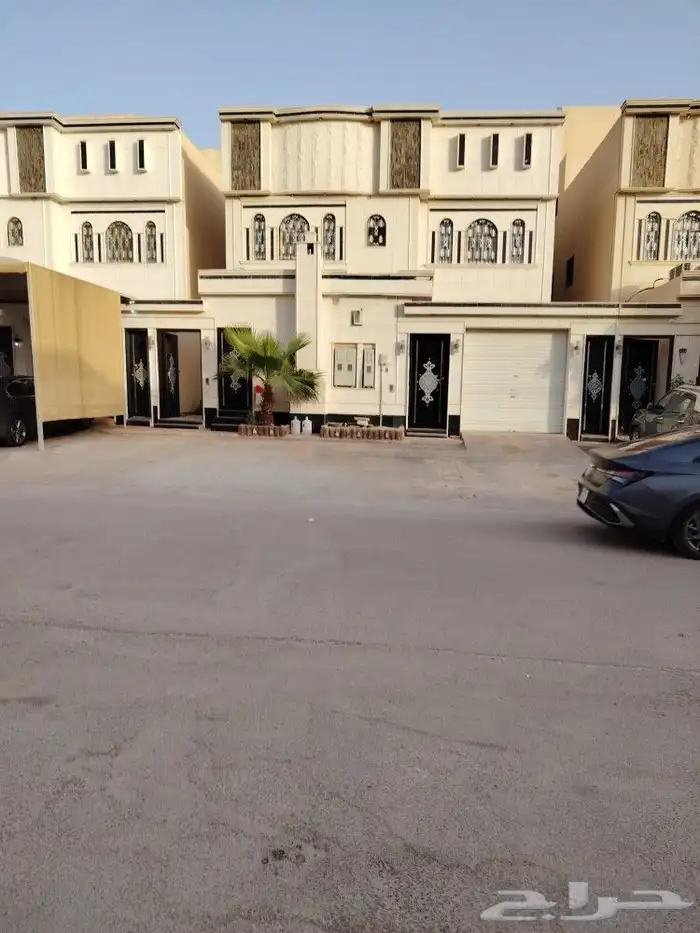 درج داخلي للبيع حي الرمال 0