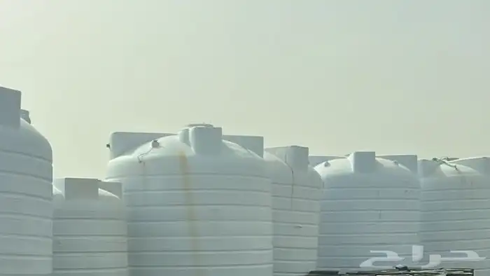 خزانات ماء مستعمل 20الف لتر و10الف لتر للبيع لتواصل 0