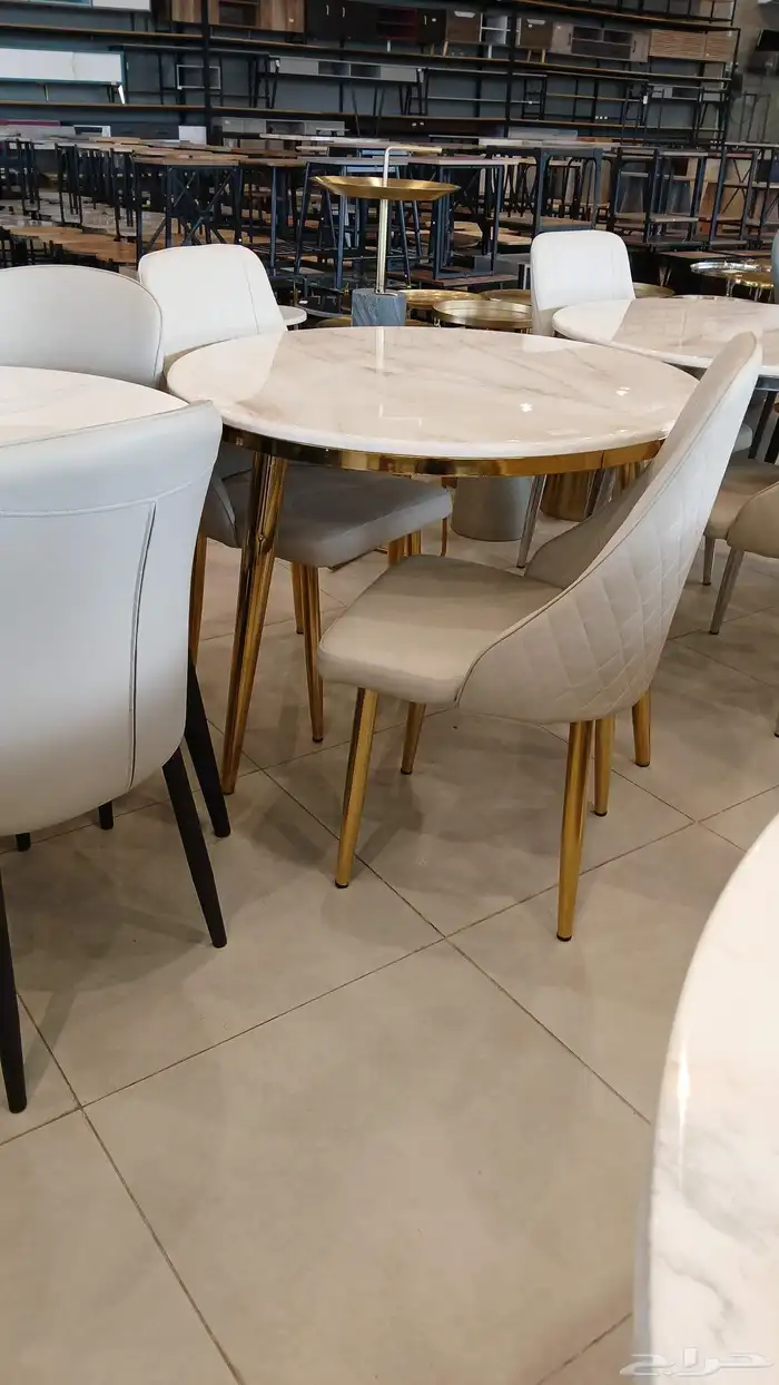 طاولات طعام مدوره 1