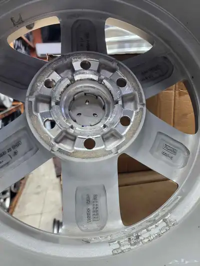 جنوط فورد F150 اصلي وكاله مقاس 17 موديل 2023 13